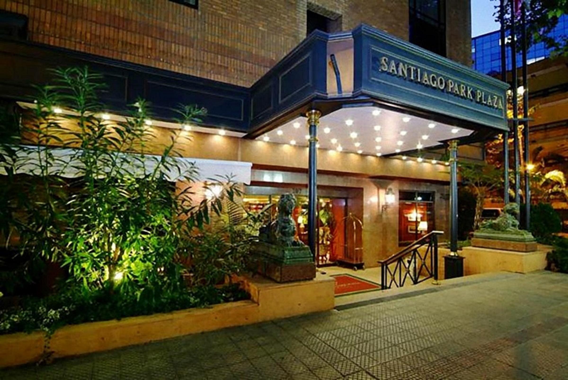 Park Plaza Santiago Hotell Exteriör bild